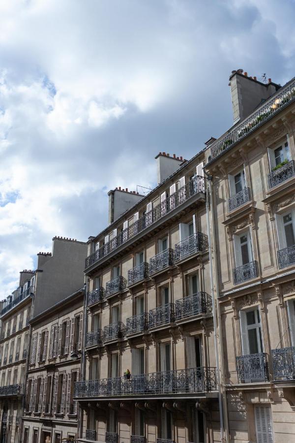 Tinah Paris, Champs Elysees Exterior photo