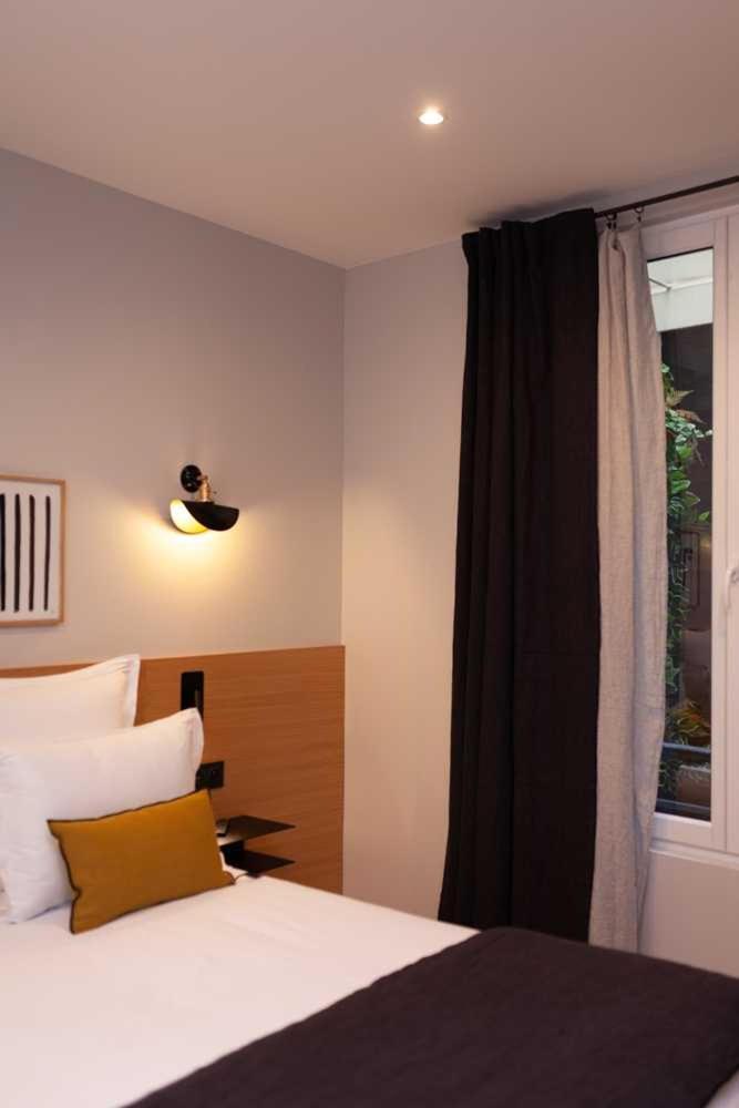 Tinah Paris, Champs Elysees Exterior photo